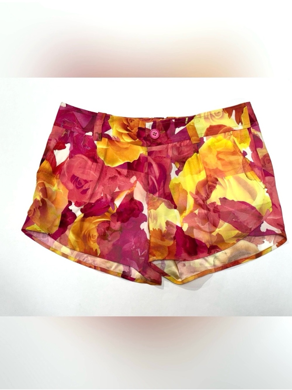 Alice + Olivia Cady Silk Floral Rose Shorts Size 2